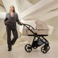 my junior® verziert mit Kristallen von Swarovski®